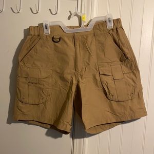 Columbia Mens Khaki Fishing Shorts Size Medium
